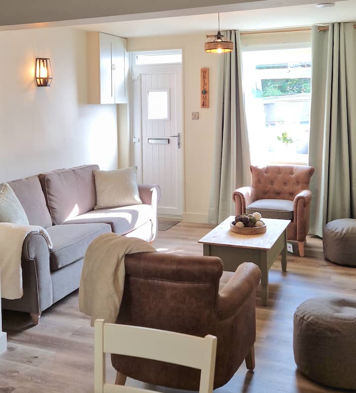 Sleeps 6 | 3 Baths | Walk To Beach - Filey
