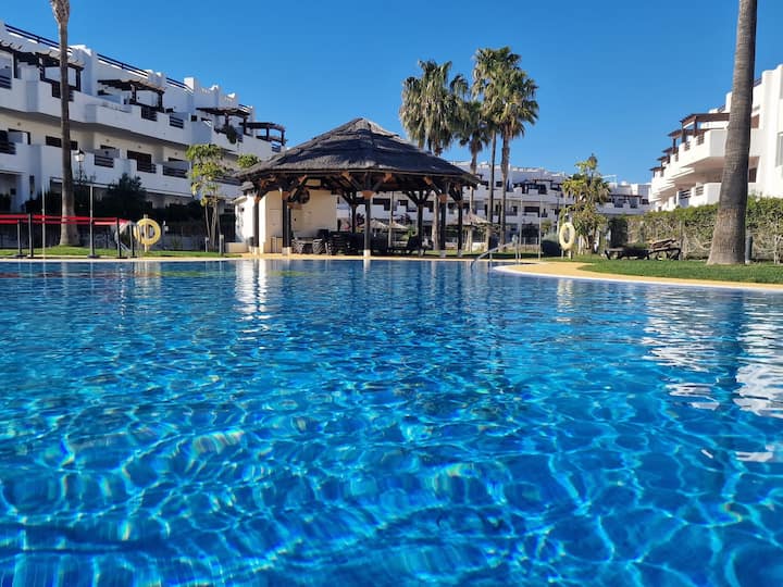 Casa Del Mar · Sabor A Sal, Tierra, Luz Y Descanso - Pulpí