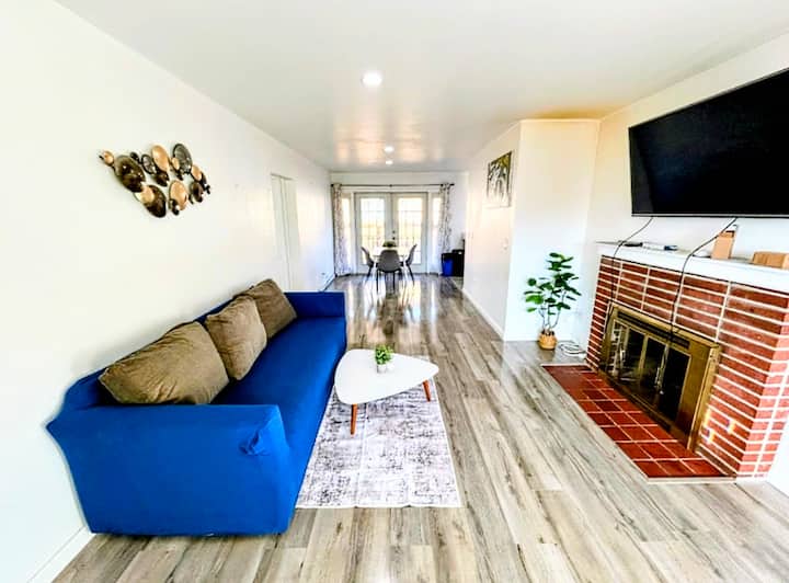 Charming Bayarea Home Central & Easy Commute - 헤이워드