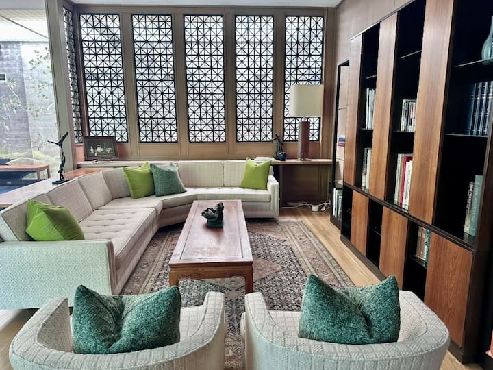 Tranquil Midcentury Retreat An Hour From Nyc - 新迦南
