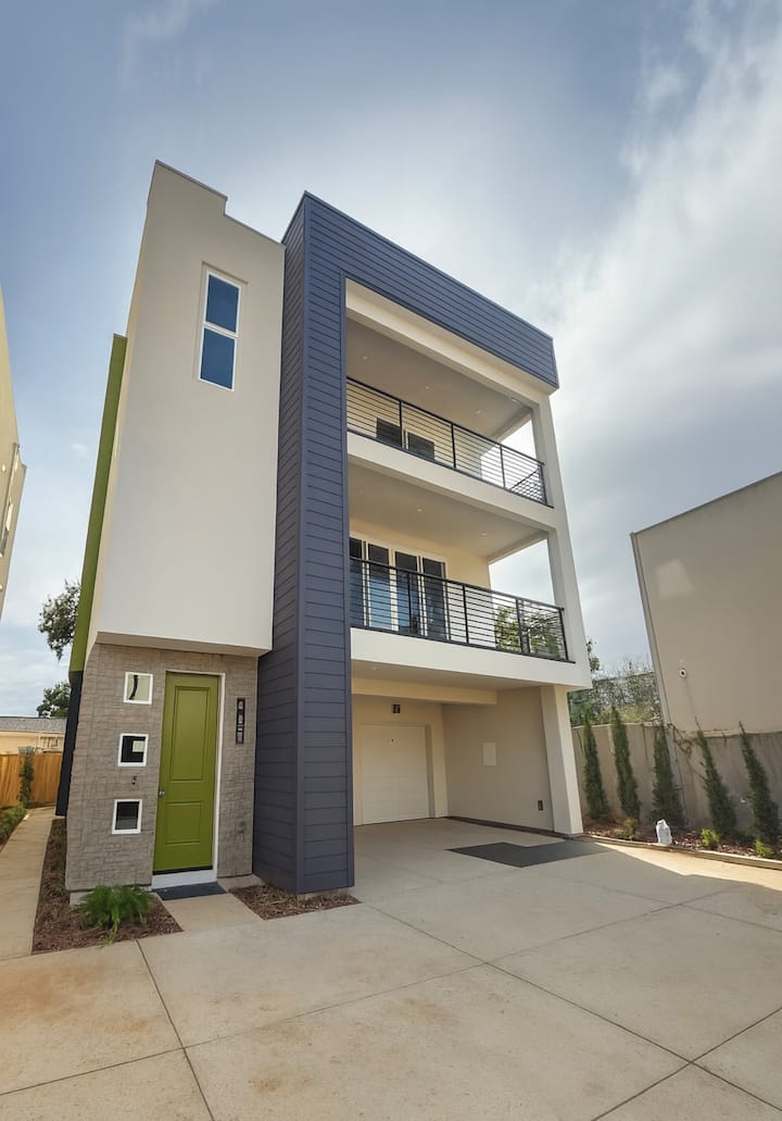 Gorgeous New Home Walking Distance To Uc Davis. - Sacramento, CA