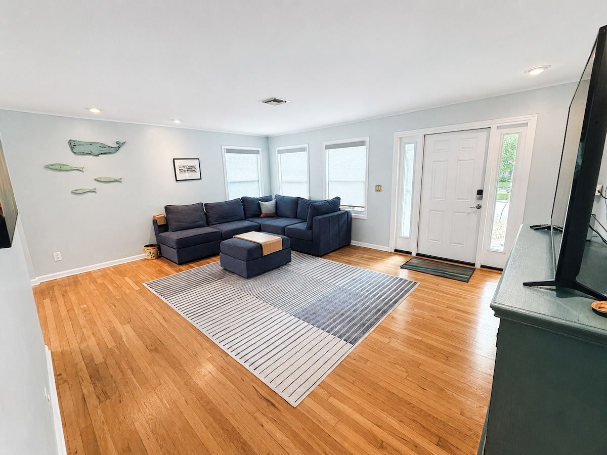 Living room 1 image 1