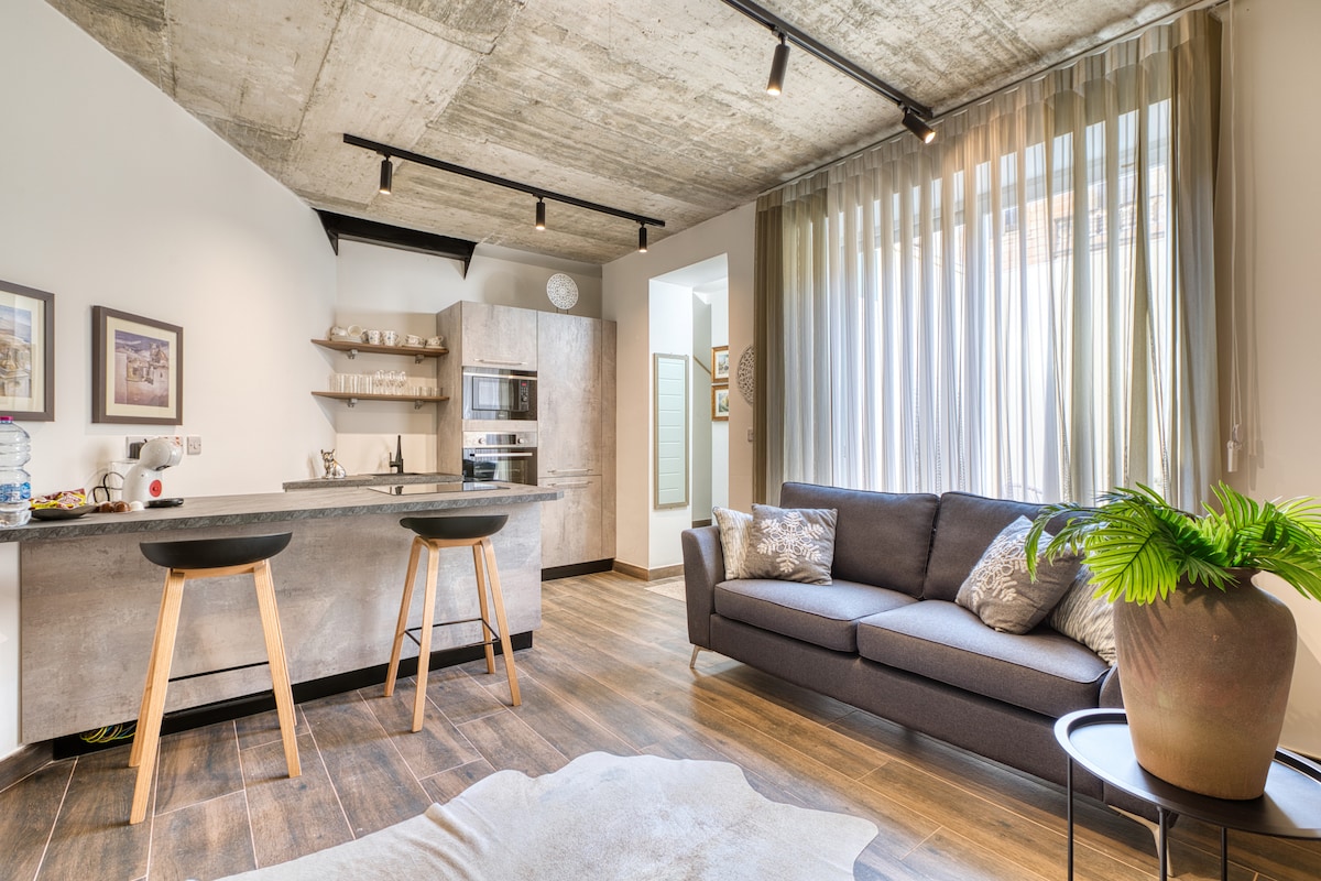 Central Swieqi 1BR Maisonette