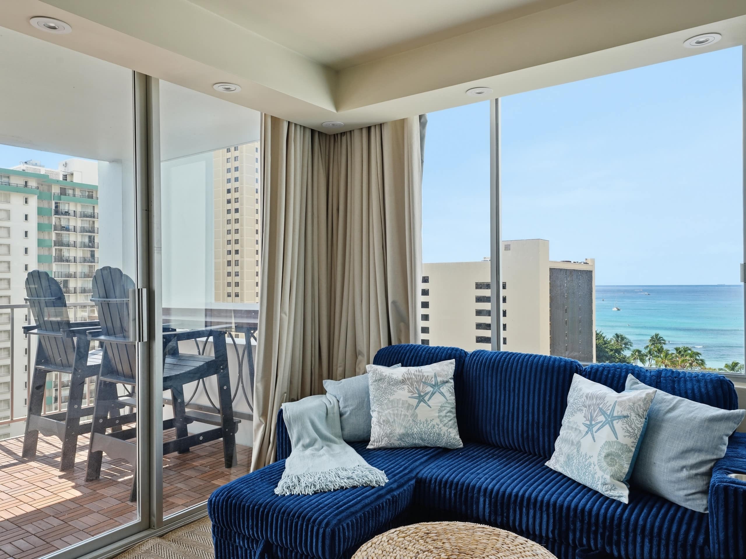 Modern Fully Renovated 1 bdrm Heart of Waikiki - Image 8