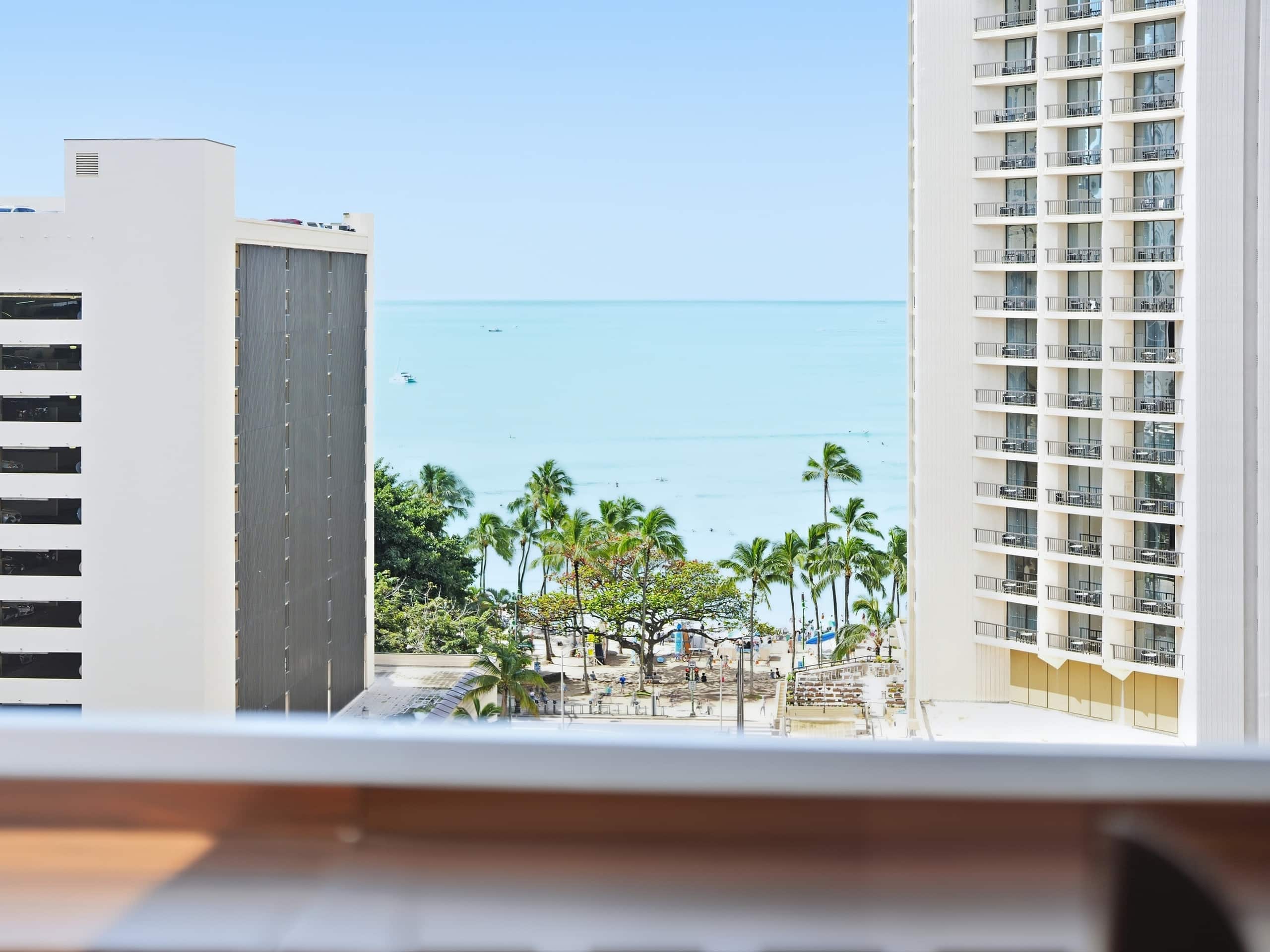 Modern Fully Renovated 1 bdrm Heart of Waikiki - Image 41