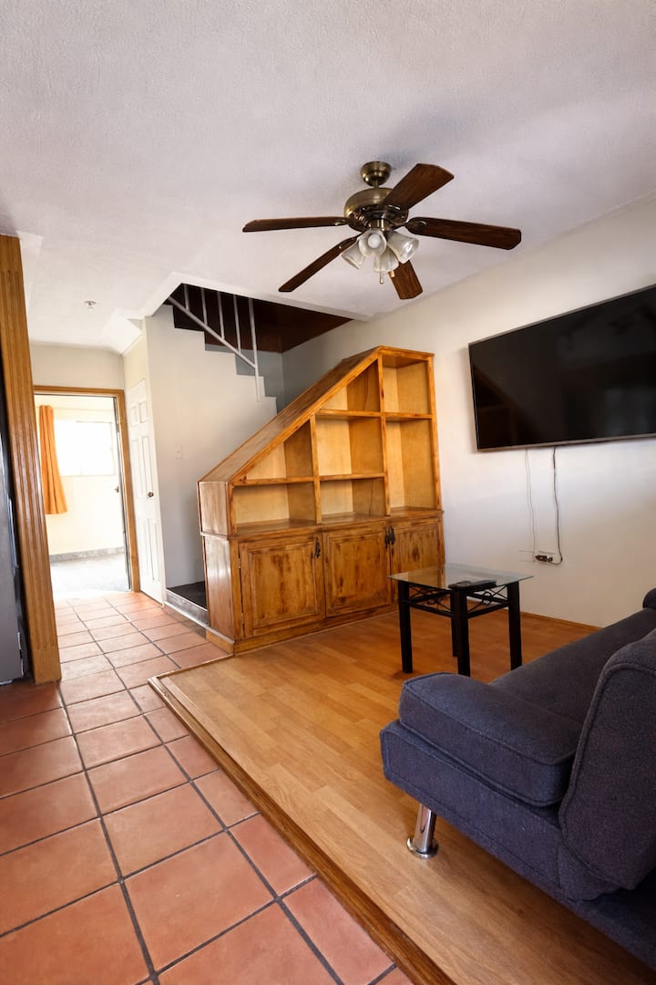 Casa Completa A 3 Min Del Consulado | 7 Personas - Ciudad Juárez