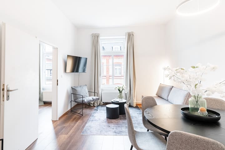 3 Br | Modern | Großzügig | Stilvoll | Zentral - Wiesbaden