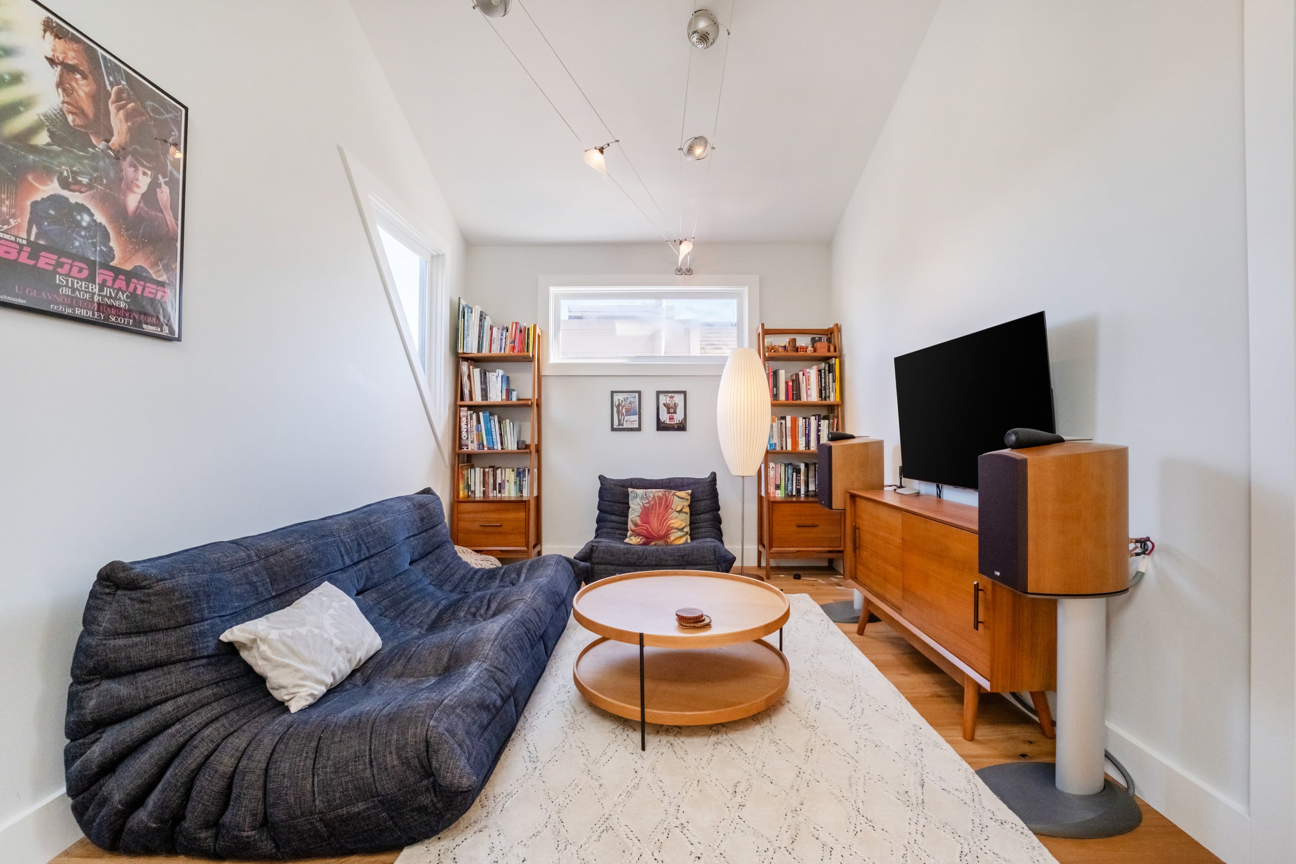 Home in San Francisco · ★5.0 · 3 bedrooms · 3 beds · 3 baths - Image 8