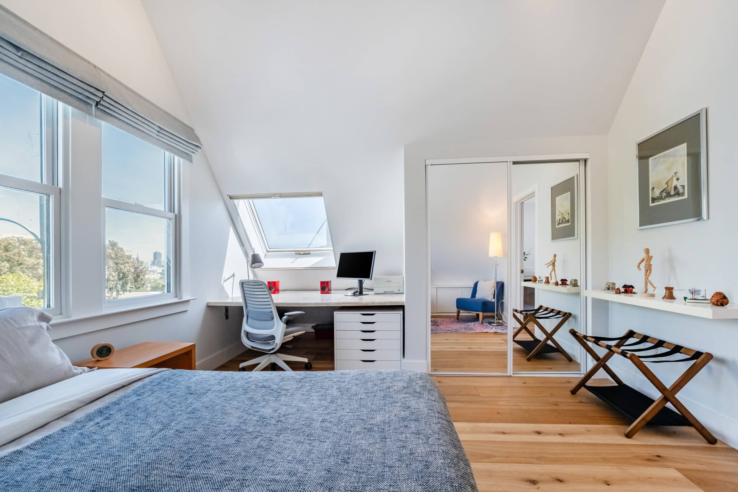 Home in San Francisco · ★5.0 · 3 bedrooms · 3 beds · 3 baths - Image 40