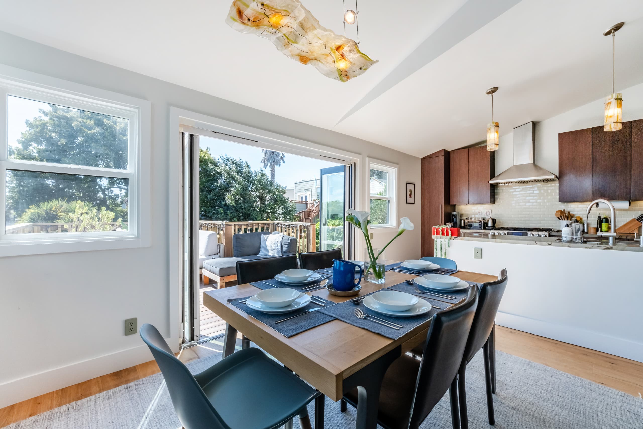 Home in San Francisco · ★5.0 · 3 bedrooms · 3 beds · 3 baths - Image 23