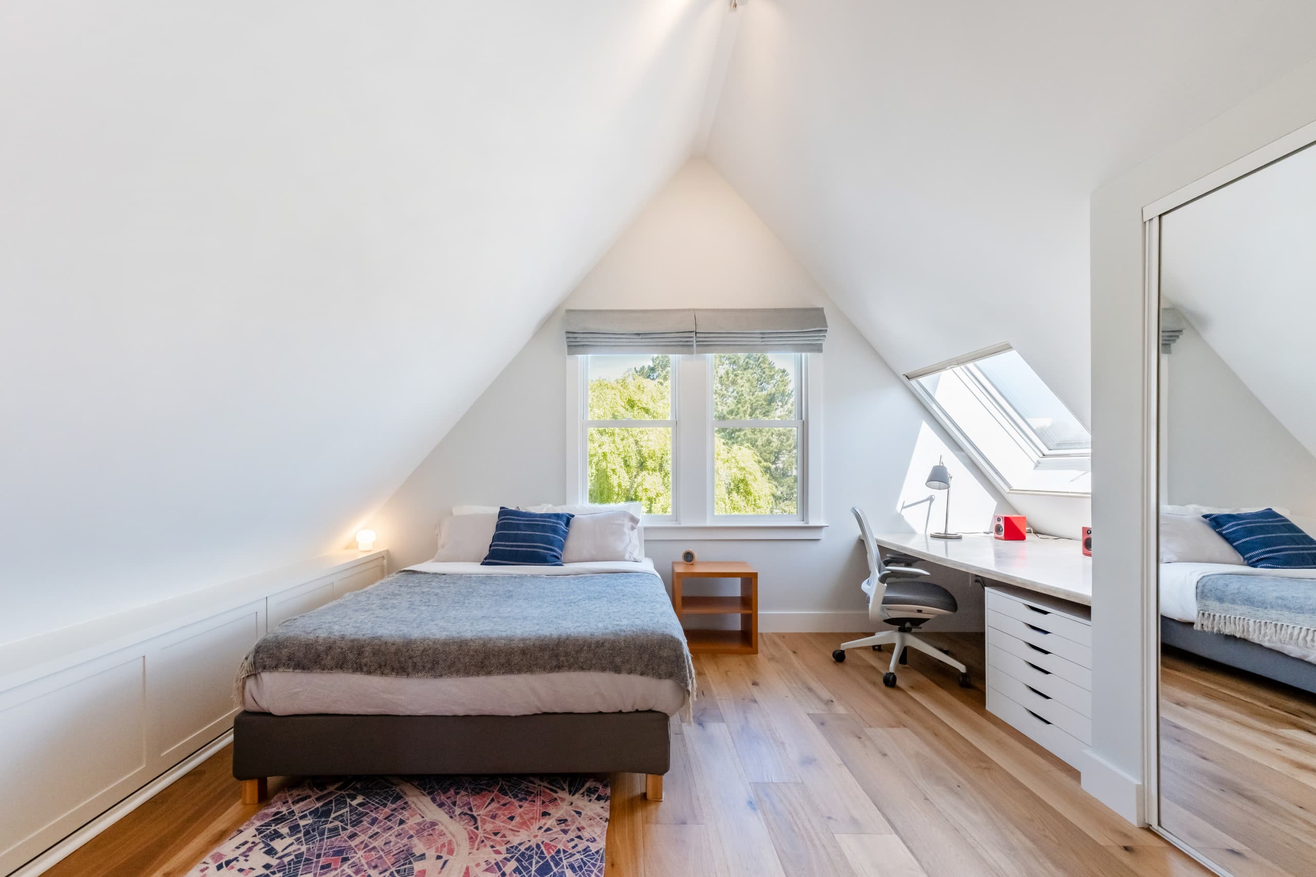 Home in San Francisco · ★5.0 · 3 bedrooms · 3 beds · 3 baths - Image 39