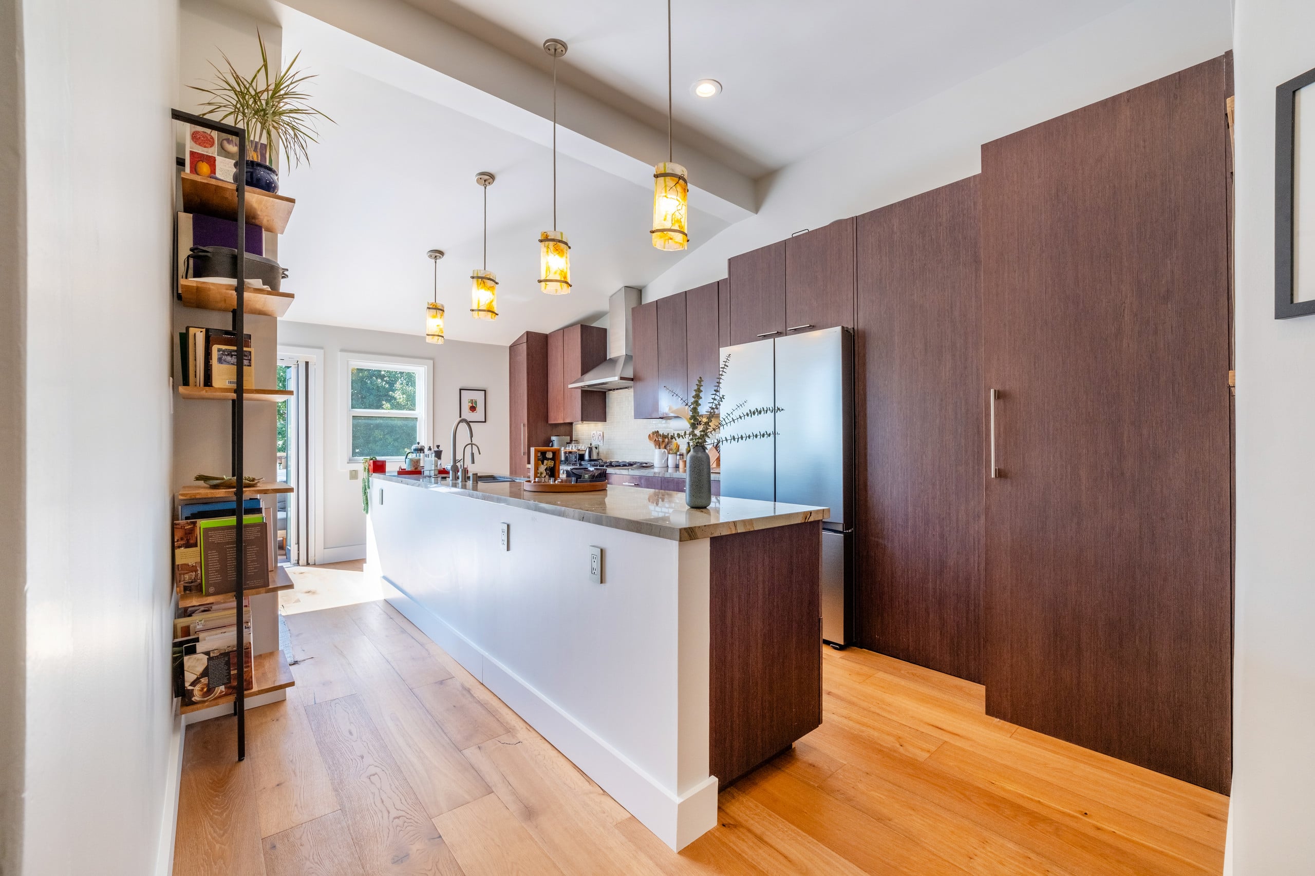 Home in San Francisco · ★5.0 · 3 bedrooms · 3 beds · 3 baths - Image 11