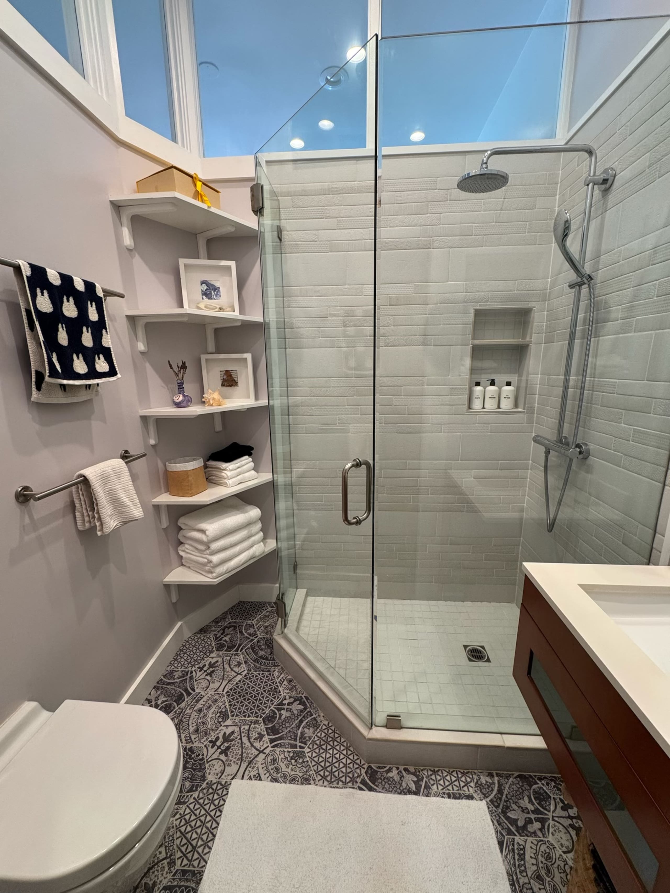 Home in San Francisco · ★5.0 · 3 bedrooms · 3 beds · 3 baths - Image 57