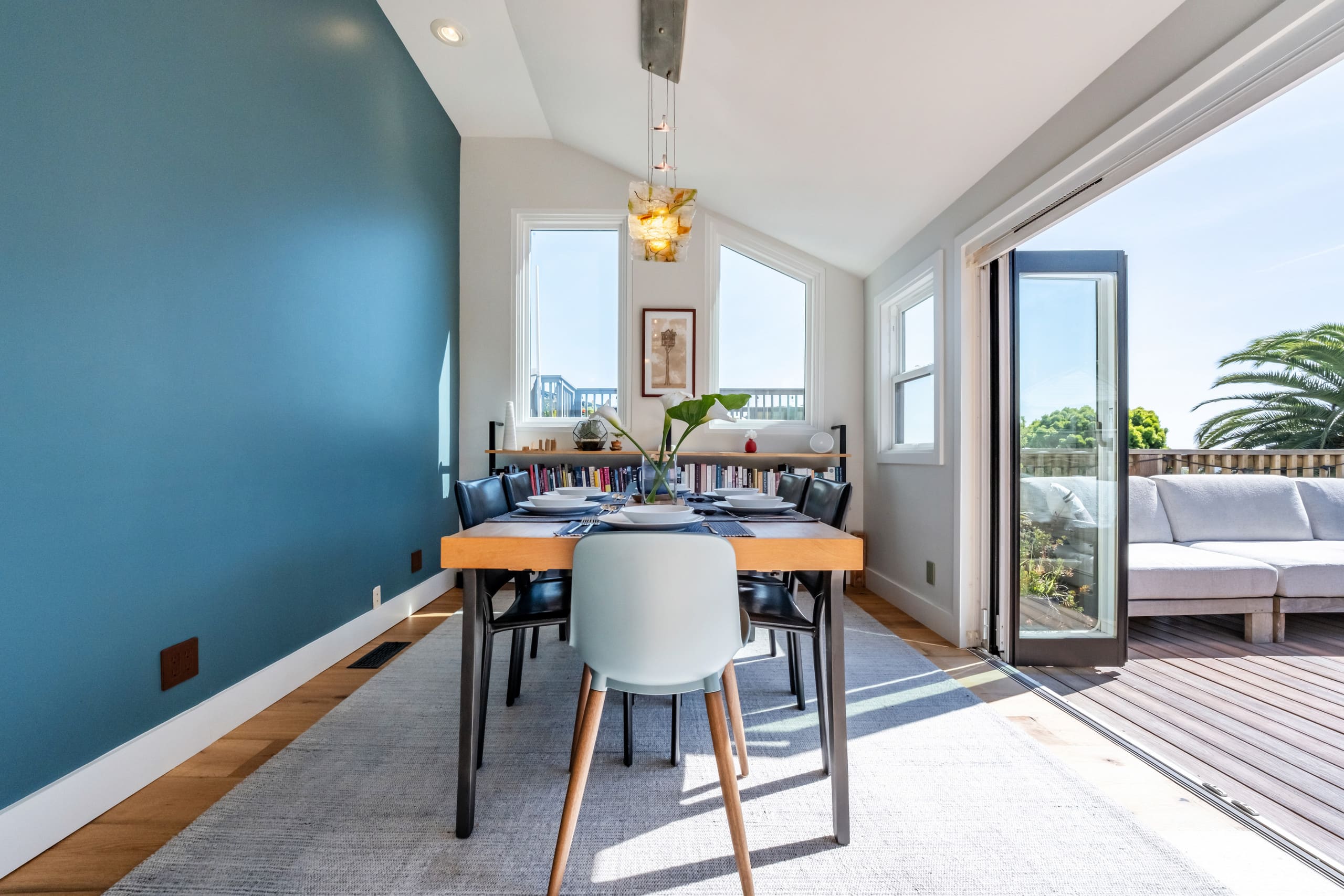 Home in San Francisco · ★5.0 · 3 bedrooms · 3 beds · 3 baths - Image 25