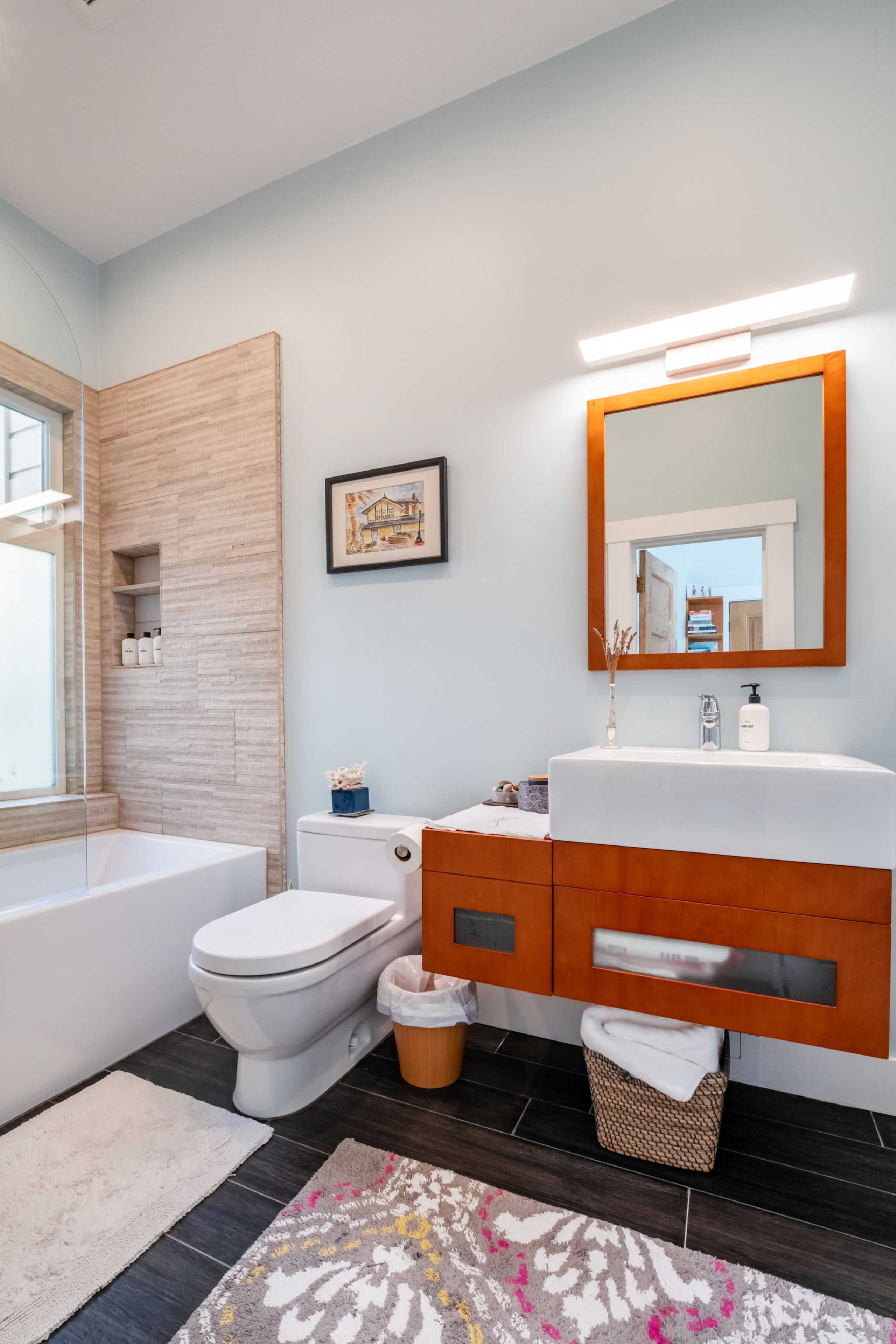 Home in San Francisco · ★5.0 · 3 bedrooms · 3 beds · 3 baths - Image 56