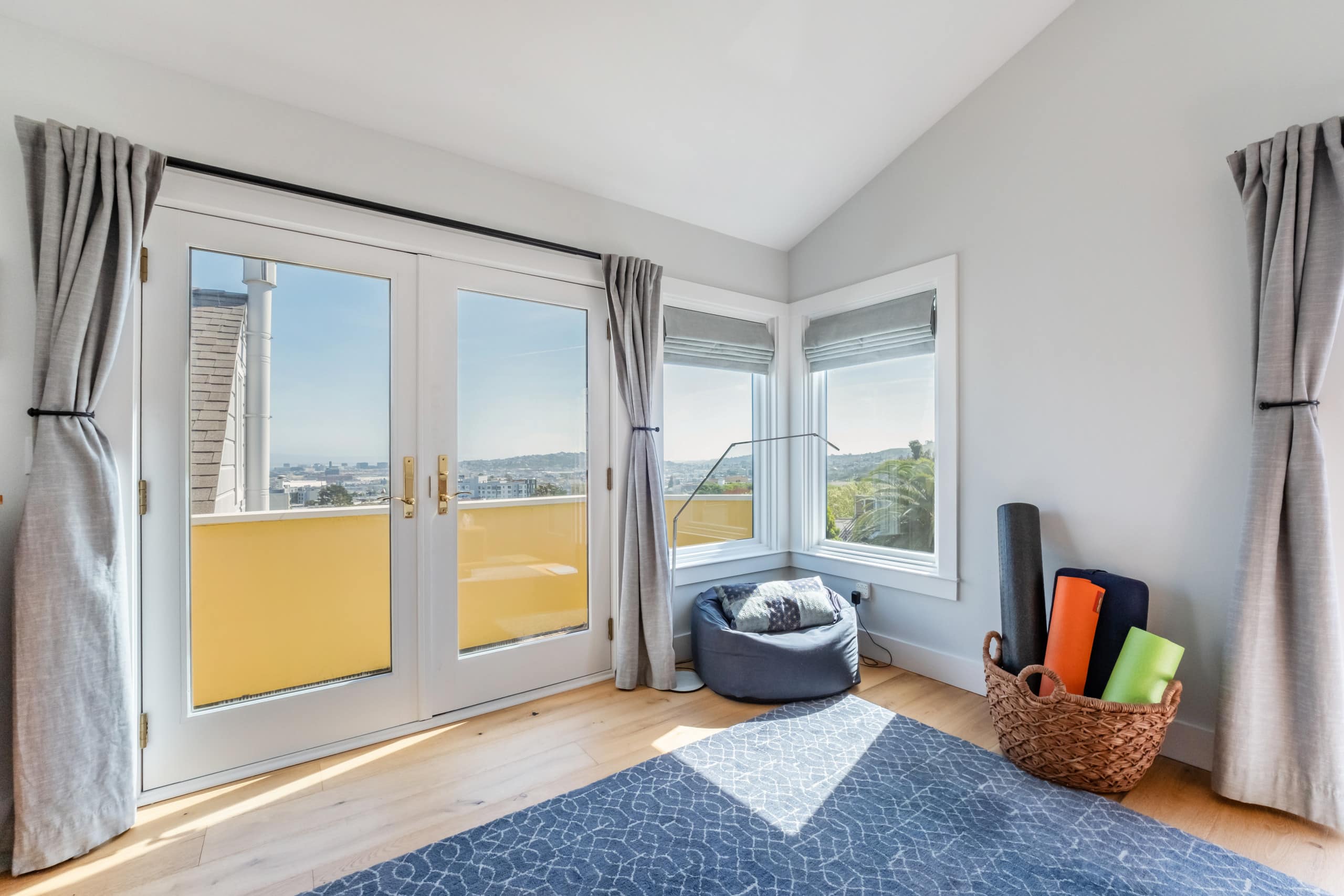Home in San Francisco · ★5.0 · 3 bedrooms · 3 beds · 3 baths - Image 49