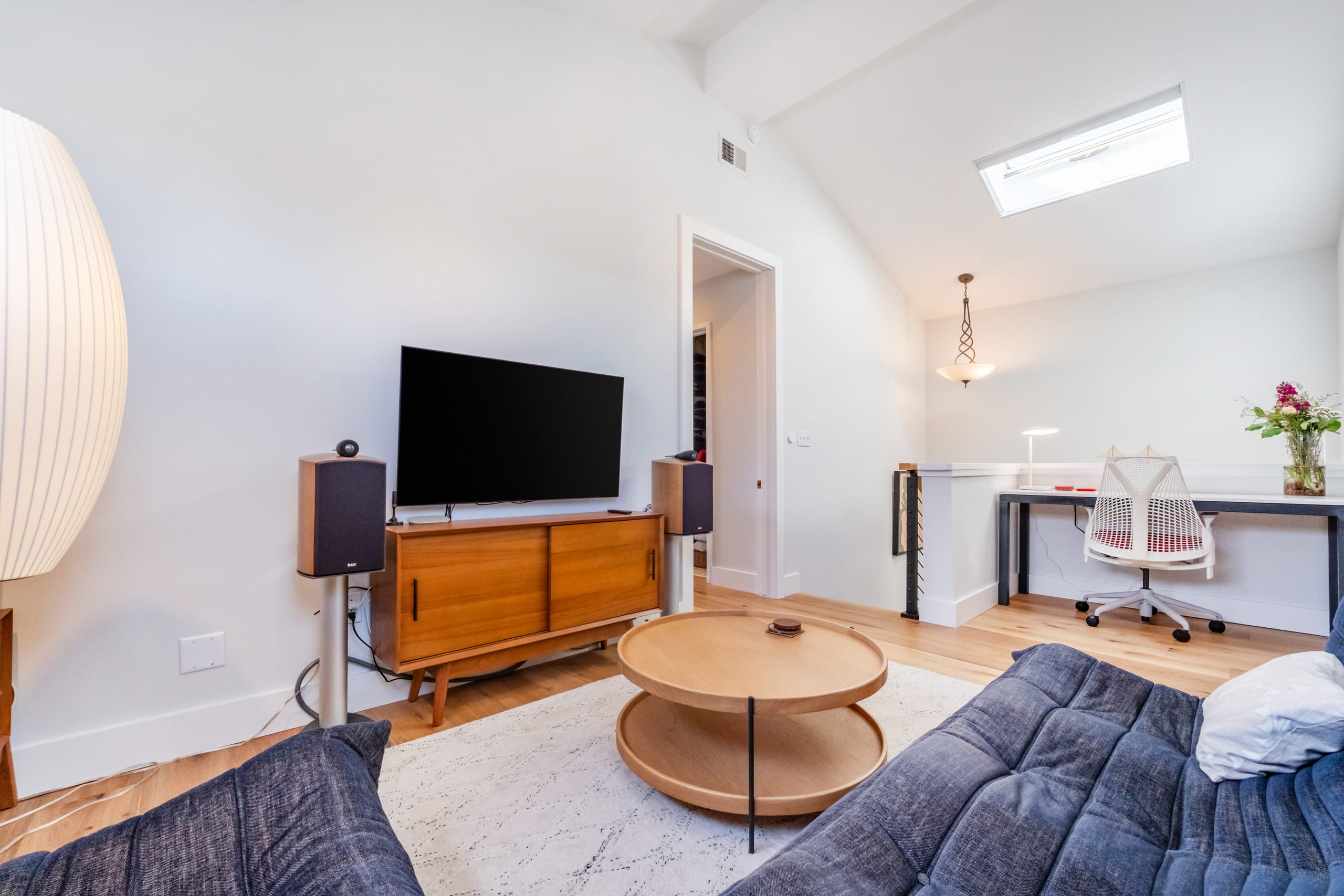 Home in San Francisco · ★5.0 · 3 bedrooms · 3 beds · 3 baths - Image 10