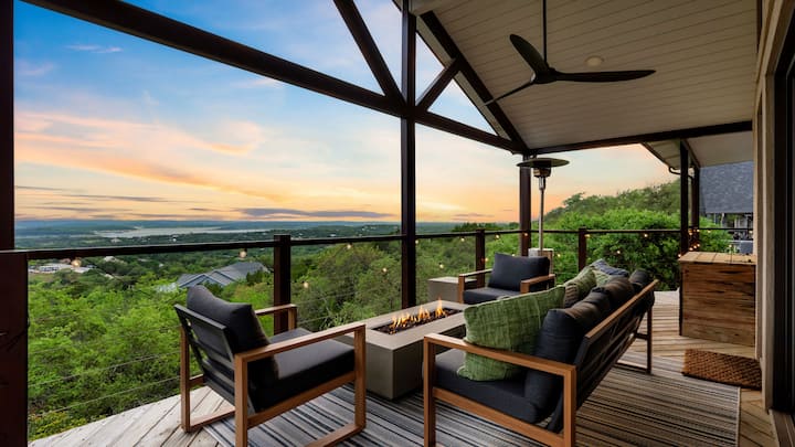 Sunset Canyon Retreat | Game Room + Hot Tub - Canyon Lake, TX