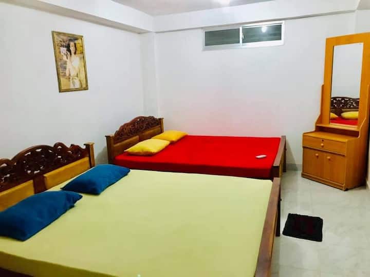 საძინებელი 4