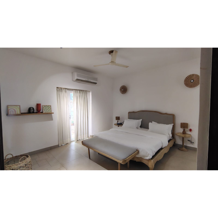 Bedroom 1 image 2