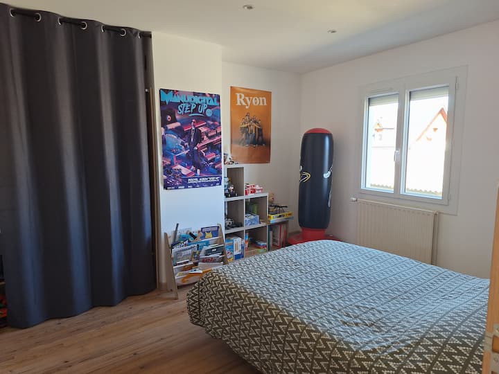 غرفة النوم 2