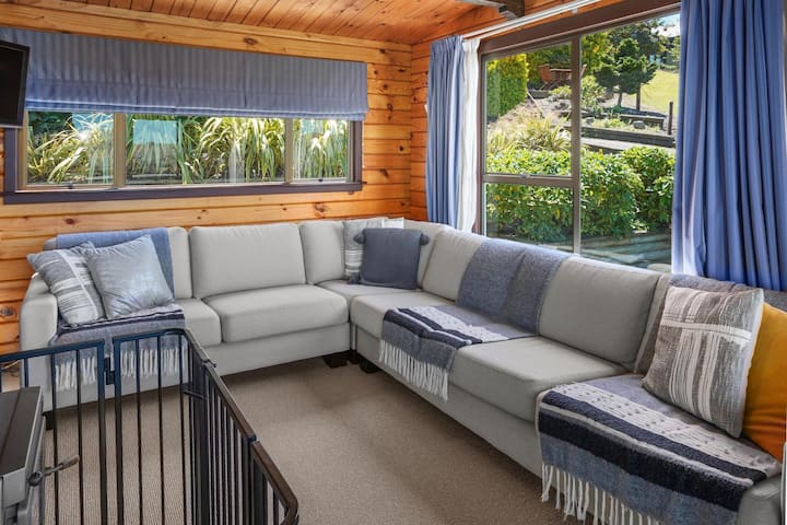 Relax With An Alpine View - Hanmer Retreat - Hanmer Springs