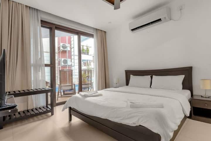 Bedroom 3 image 1