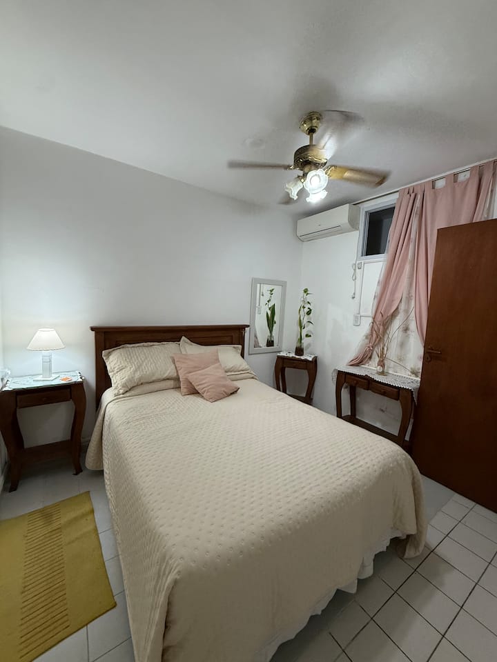 Habitación A 7 Minutos Del Centro. - Gualeguaychú