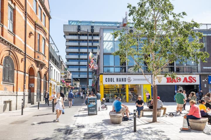 2 Bedroom Apartment In The Heart Of Temple Bar - Dublin, Ireland