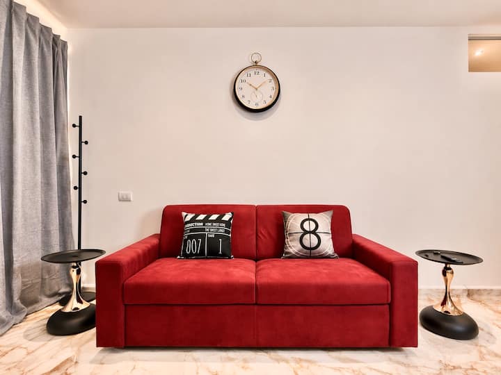 Cinema Suite – Menaggio Center With Private Garage - Menaggio