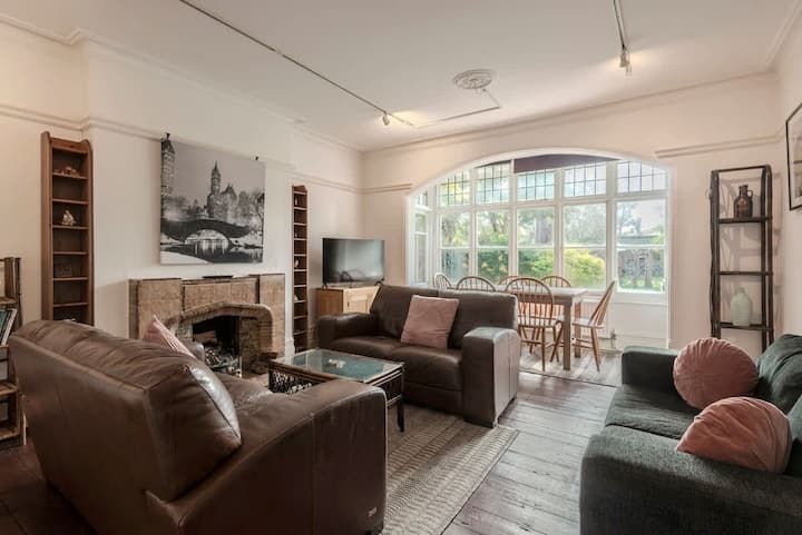 Montefiore -Budget 2 Bed W/ Easy Parking - Broadstairs