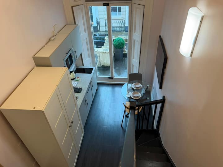 (18/f09)unique Studio Zone 1 Notting Hill+wi-fi - London