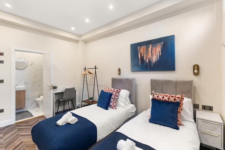 Elegant Studio Apartment – North End Road, Fulham - 풀럼