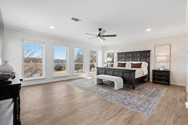 Spavaća soba na katu