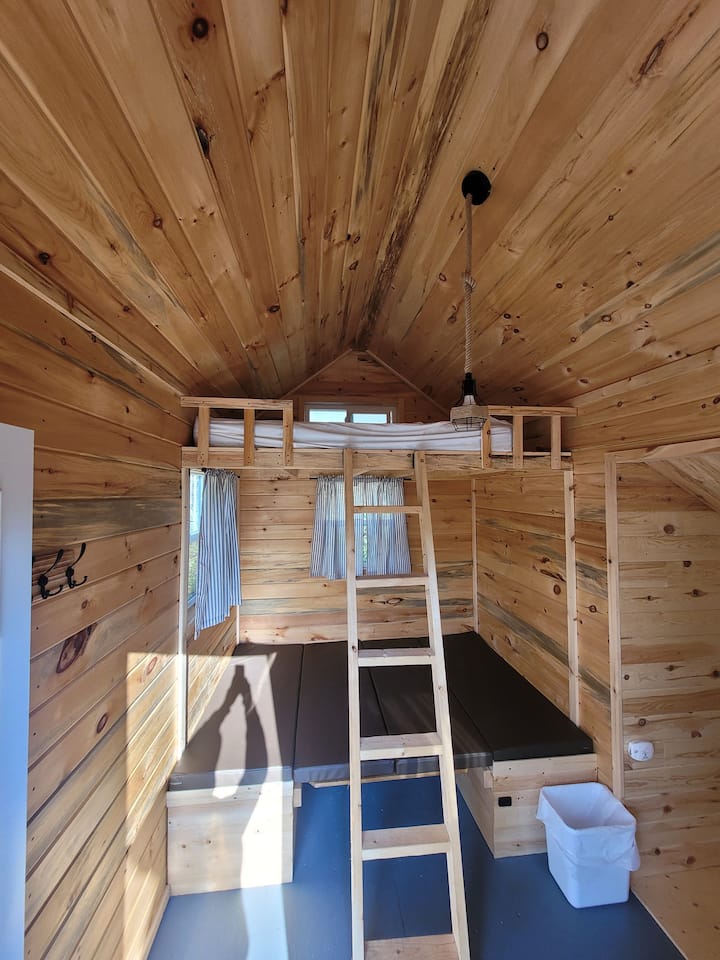 Vacation Property For Large Groups - Greater Sudbury