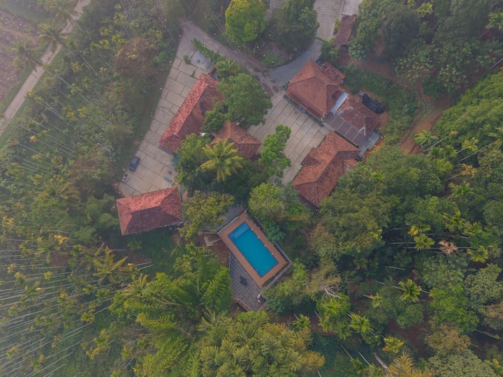 Swastha Royal Villla Entire 6 Bedroom - Wayanad