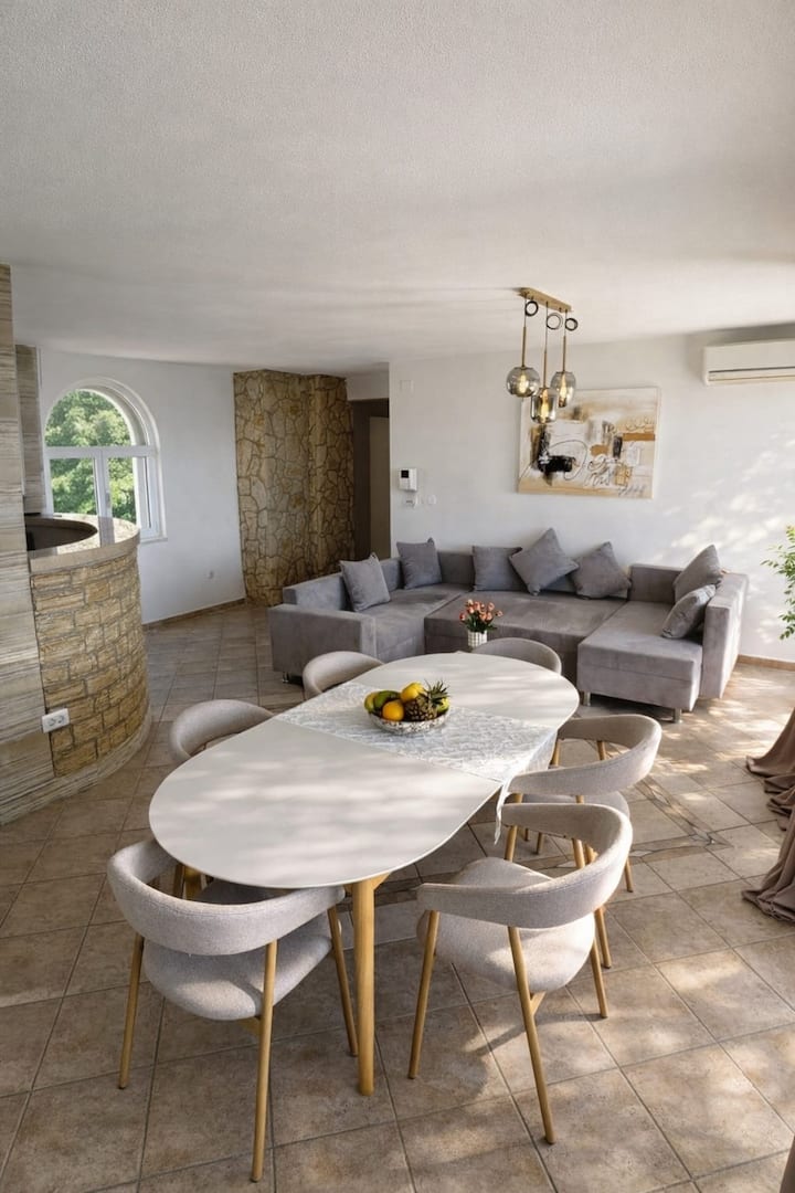 Living room 2