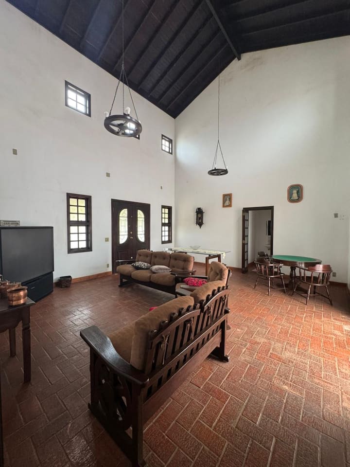 Chácara Com Piscina E Capela | Eventos E Lazer - Araras