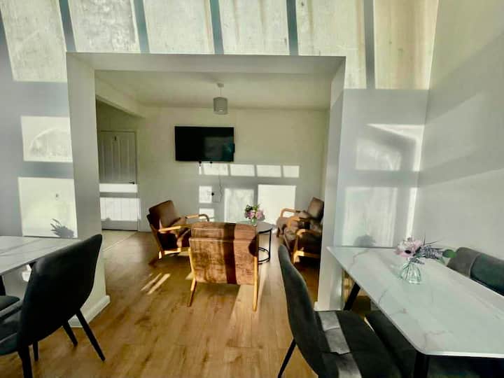 Central Oxford | Free Parking| Studio| Kitchenette - Oxford