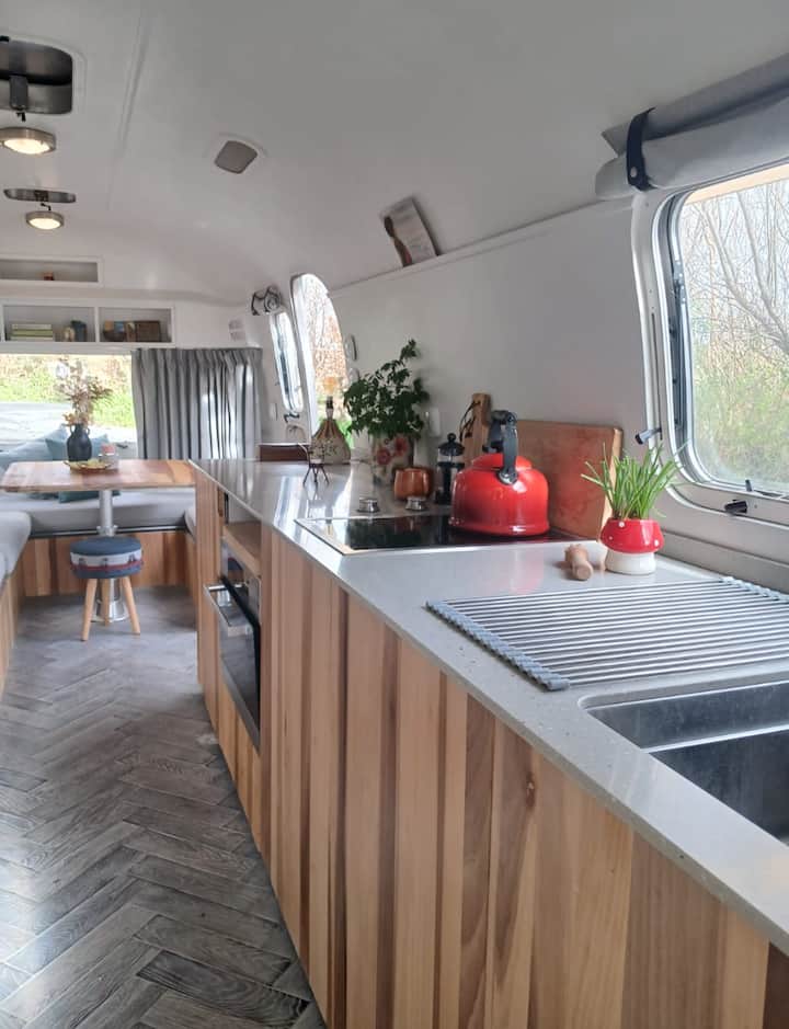 Luxury Silver Airstream Camper Van 7 Min To Doolin - Lahinch