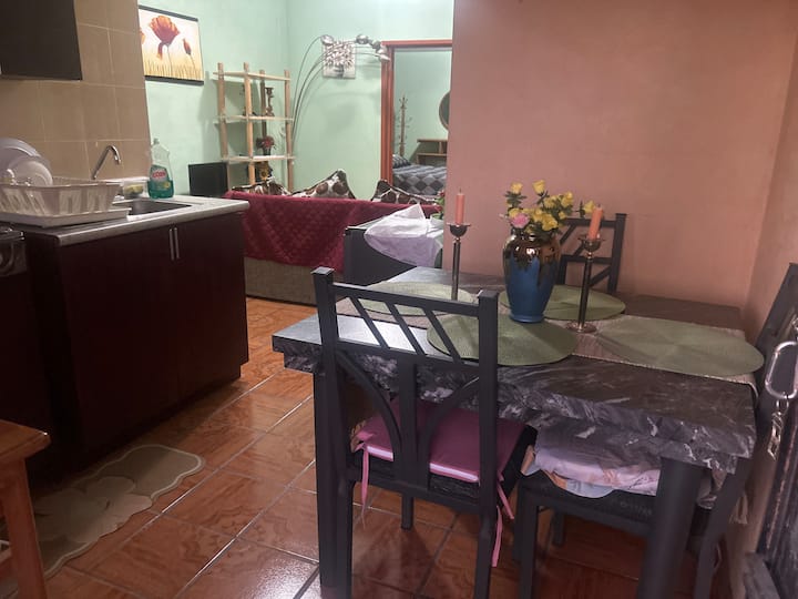Depto. Para2 Personas Planta Alta Para Descansar - San Juan del Río
