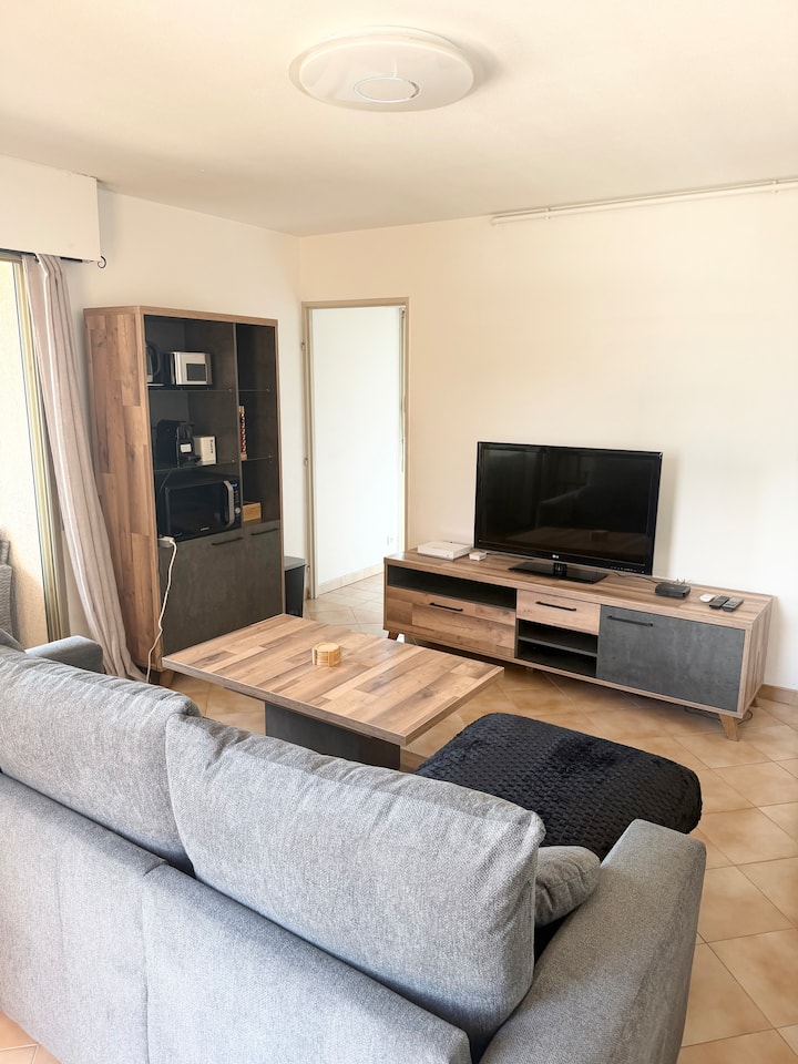 T2 Climatisé Avec Terrasse & Parking – Ajaccio - Alata