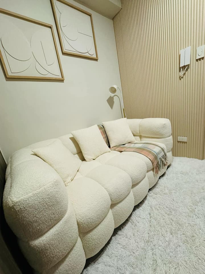 5-star Feel Luxurious Condotel In
Fame Residences - Pasig