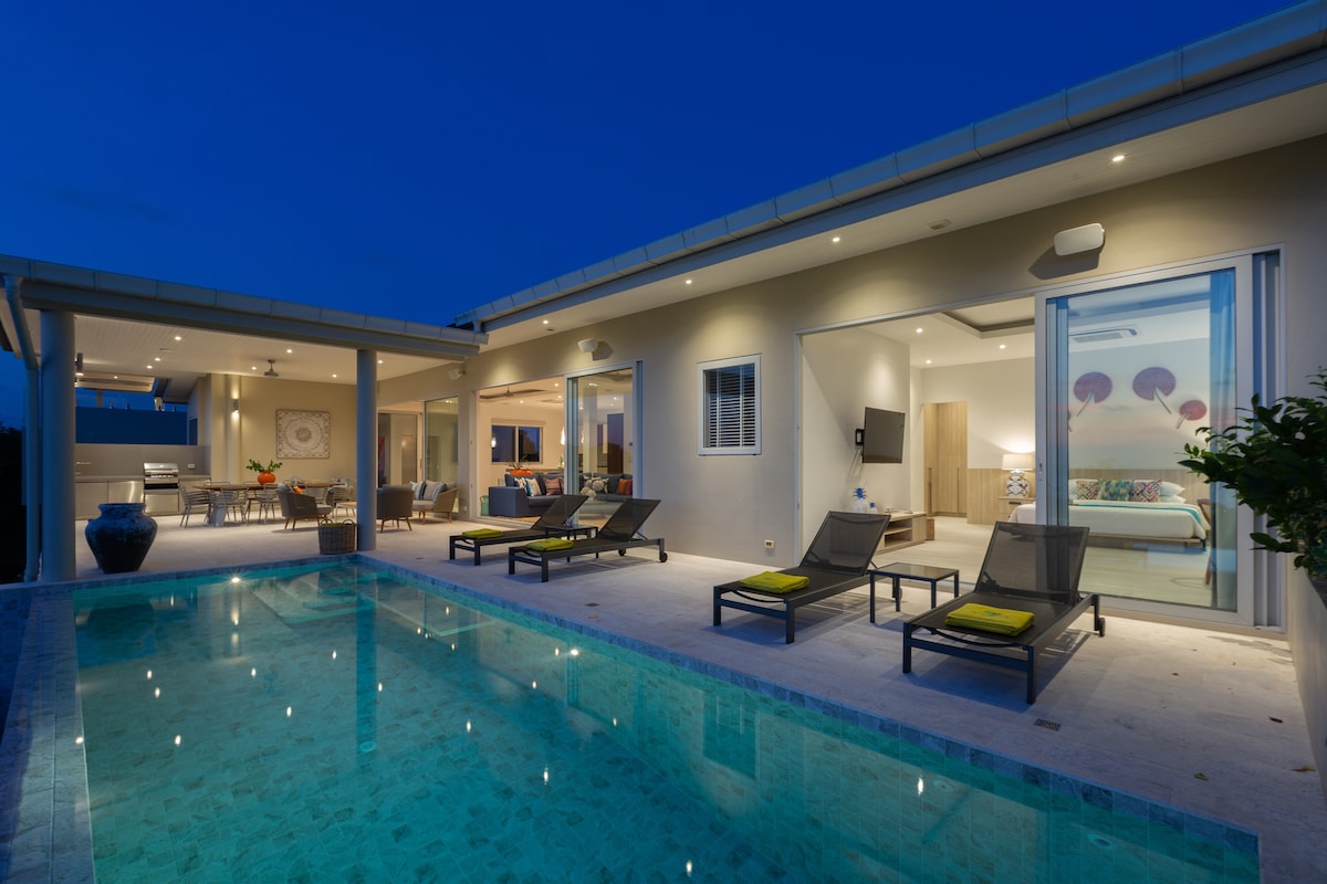 Villa Cicada | Luxuriöse Poolvilla mit Meerblick - Häuser zur Miete in ...