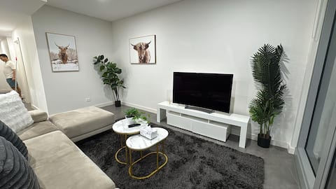 Popular Airbnb listing: Spacious Modern Retreat near Sydney Olympic Park in Lidcombe
