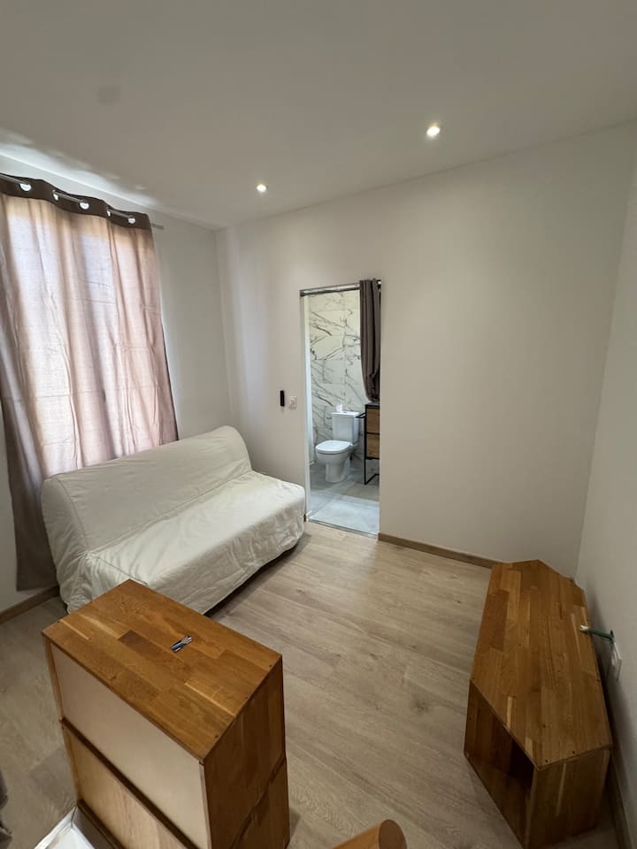 Appartement Cosy à 50m Du Château De Calvières - Saint-Laurent-d'Aigouze