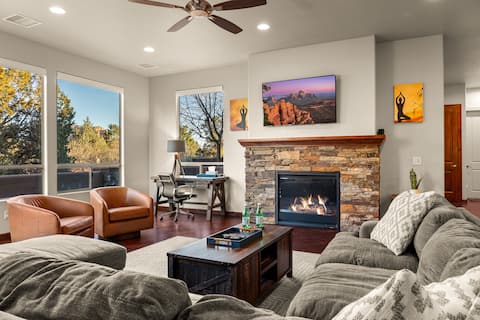Successful Airbnb property: Sauna, Hot Tub, Fire Pit, BIG Views, Mini Golf in Sedona