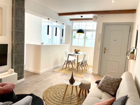 Airbnb con mejor rendimiento: NT La Biznaga. Downtown, sophisticated with terrace en La Trinidad (Bailén Miraflores)