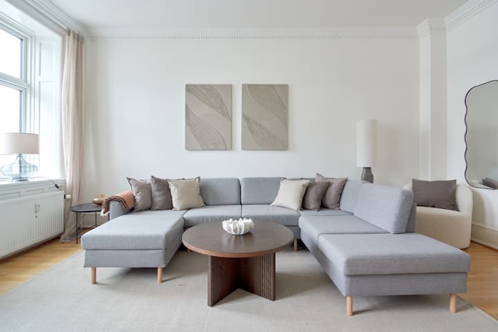 Light And Spacious Apartment In Inner City - Copenhagen