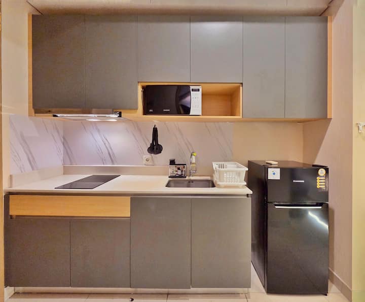 Homewood Sanliving • Hublife Mall Access • Pool - Indonesië
